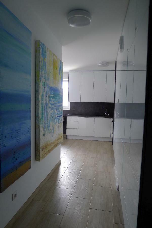 Impresja 42 Apartament Z Garazem Kolobrzeg Exterior photo